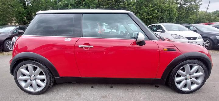 MINI Hatch - 1.6 Cooper Euro 3 3dr - Image 7