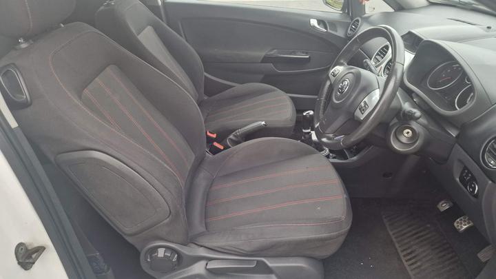 Vauxhall Corsa - 1.4i 16v SRi 3dr (a/c) - Image 8