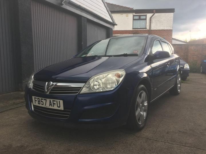 Cheap Vauxhall Astra - 1.4i 16v Club 5dr - feb 2016 mot hpi clear car for sale in St Helens, Merseyside