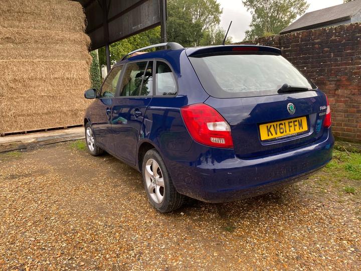 Skoda Fabia - 1.2 TDI GreenLine II Euro 5 (s/s) 5dr - Image 4