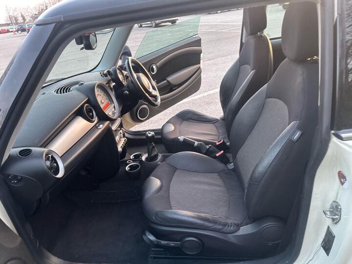 MINI Hatch - 1.4 One Euro 4 3dr - FSH-2KEY-FREE DELIVERY - Image 15