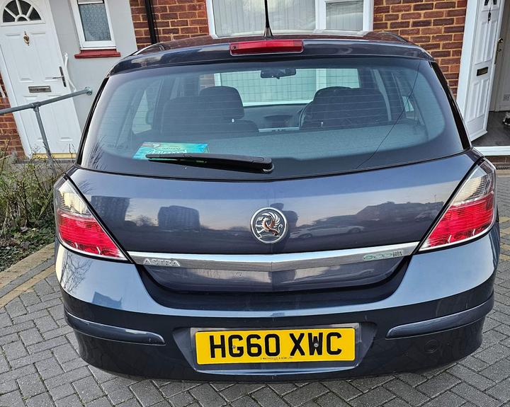 Vauxhall Astra - 1.7 CDTi ecoFLEX Life 5dr (a/c) - Image 4