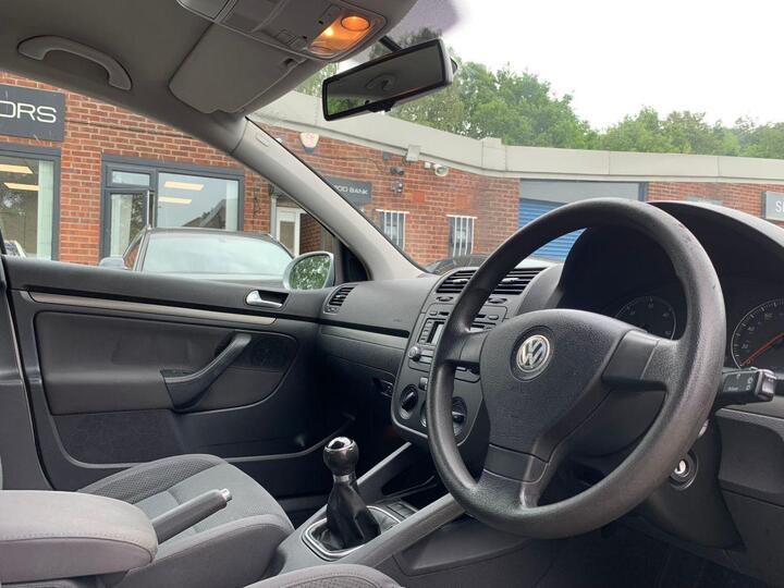 Volkswagen Golf - 1.9 TDI SE 5dr - Image 11