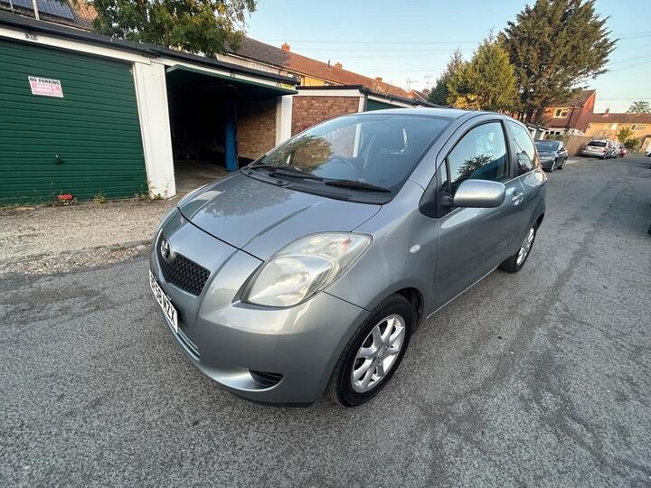 Toyota Yaris - 1.3 VVT-i TR 3dr - Image 2