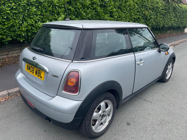 MINI Hatch - 1.4 One Euro 4 3dr - Full MOT 2 Remote Keys - Image 6