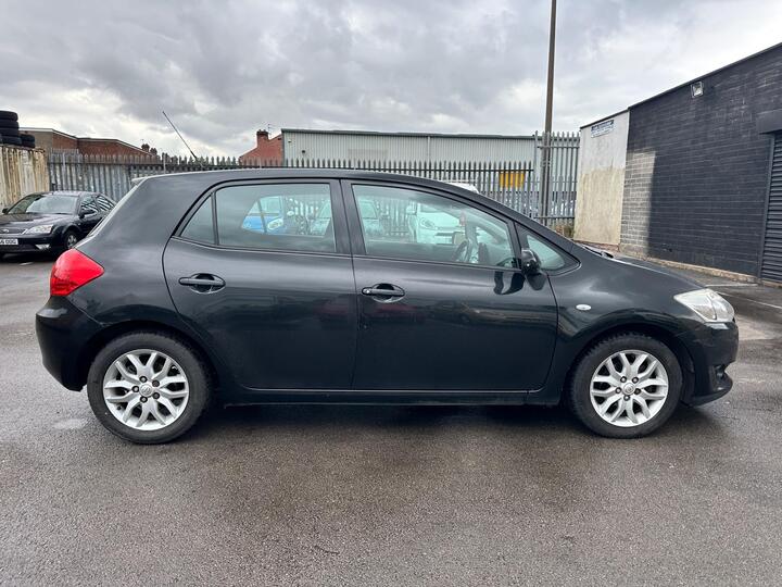 Toyota Auris - 1.6 VVT-i T3 5dr - HPI | FSH | Long MOT | Tow Bar - Image 9