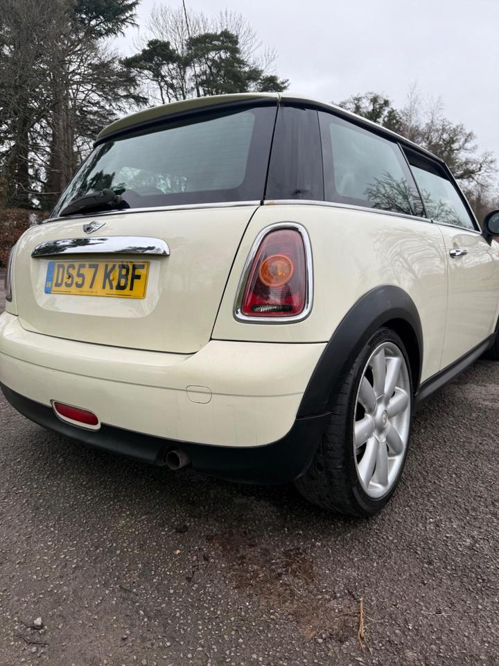 MINI Hatch - 1.4 One Euro 4 3dr - Image 9