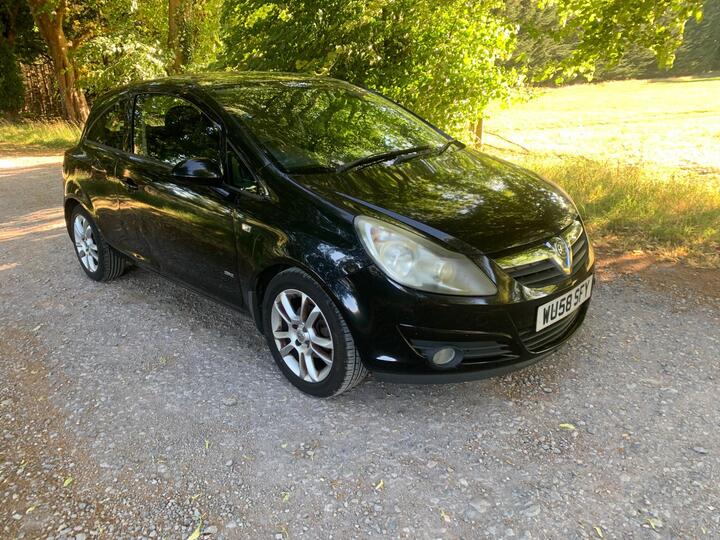 Cheap Vauxhall Corsa - 1.2i 16v SXi 3dr - 12 months mot for sale in Newbury, Berkshire