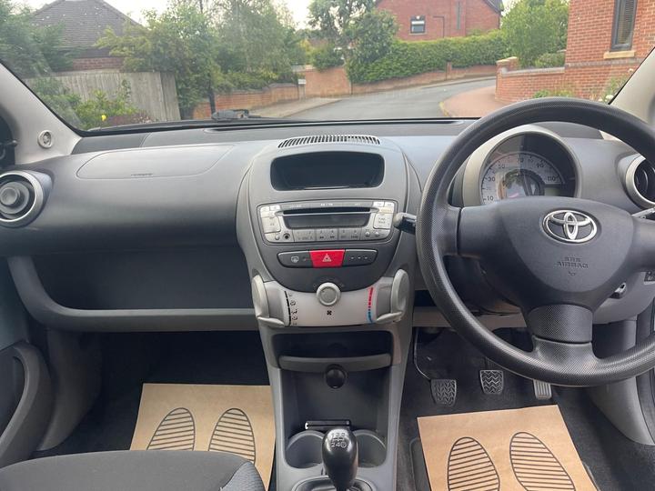 Toyota AYGO - 1.0 VVT-i + Euro 4 3dr - LONG MOT! - Image 13