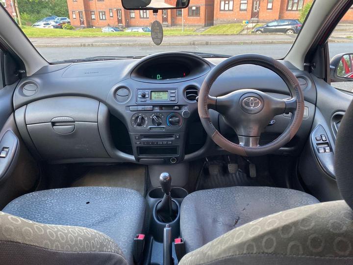 Toyota Yaris - 1.0 VVT-i T3 5dr - Image 9