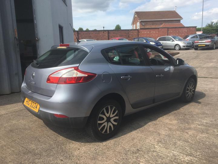 Renault Megane - 1.6 16V Expression Euro 4 5dr - March 2026 mot hpi clear car - Image 11