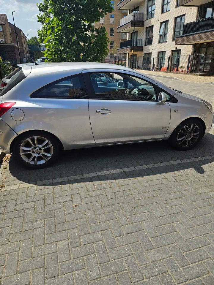 Vauxhall Corsa - 1.2i 16v SXi 3dr - Image 8