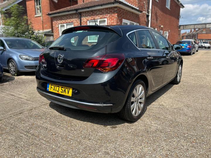 Vauxhall Astra - 1.6 16v Elite Euro 5 5dr - PART EXCHANGE CLEARANCE - Image 9