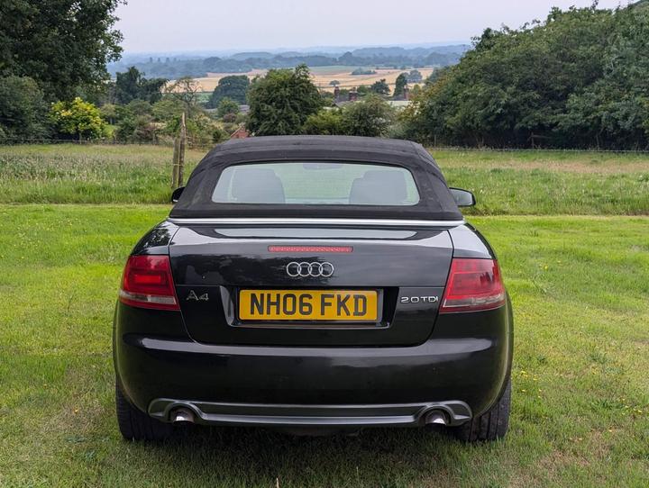 Audi A4 Cabriolet - 2.0 TDI S line 2dr - Image 9