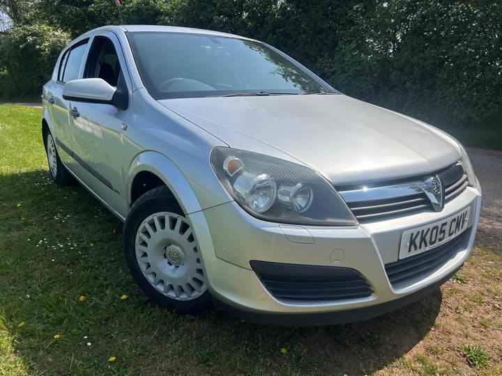 Cheap Vauxhall Astra - 1.4i 16v Life 5dr - full service history for sale in Northampton, Northamptonshire