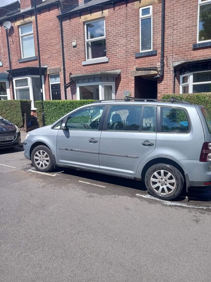 Cheap Volkswagen Touran - 1.9 TDI S 5dr (7 Seats) for sale in Sheffield, South Yorkshire