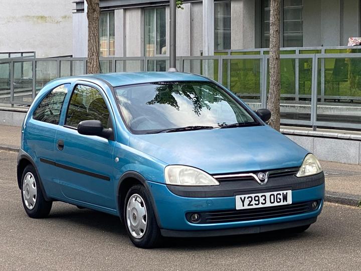 Cheap Vauxhall Corsa - 1.2i 16v Club 3dr for sale in Winchmore Hill, Buckinghamshire