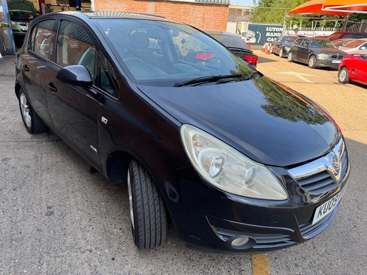Cheap Vauxhall Corsa - 1.4i 16v Design 5dr (a/c) - long mot for sale in Luton, Bedfordshire