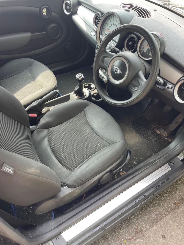 MINI Hatch - 1.4 First Euro 4 3dr - 12 MONTHS MOT - Image 7
