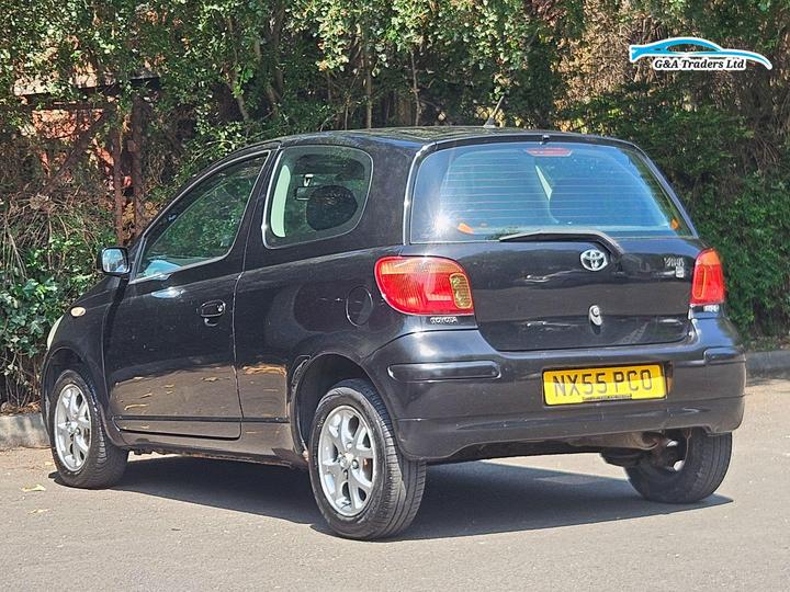 Toyota Yaris - 1.3 VVT-i Colour Collection 3dr - MORE INFORMATION COMING SOON - Image 5