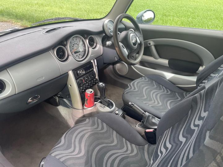 MINI Hatch - 1.6 One CVT Euro 3 3dr - Automatic! - Image 7