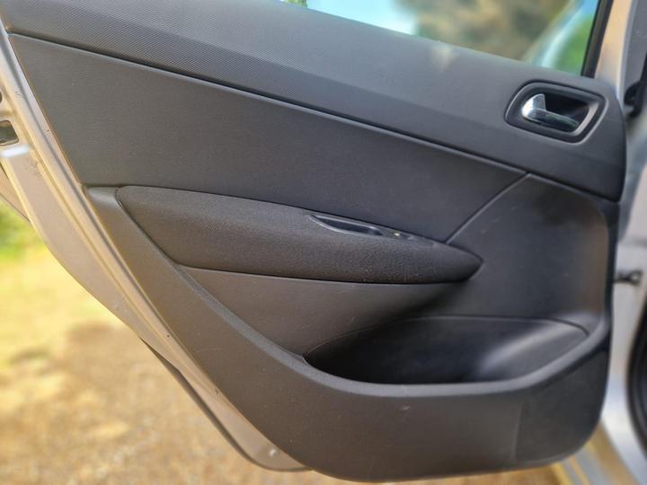 Peugeot 308 - 1.6 VTi S 5dr - New in stock and ready to go - Image 26