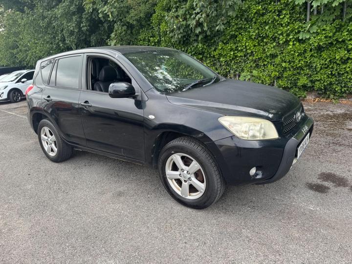 Cheap Toyota RAV4 - 2.2 D-4D XT4 4WD 5dr - BODY ROUGH+MECHANICALLY GOOD for sale in Liverpool, Merseyside