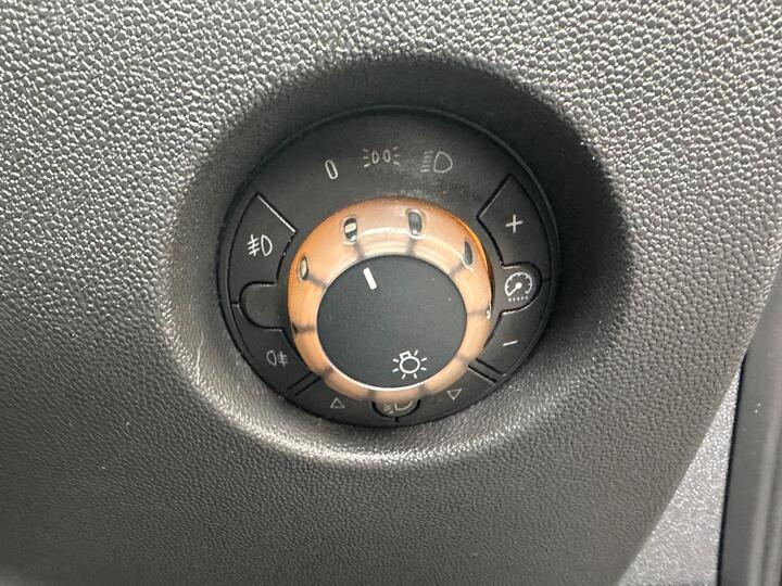 Vauxhall Corsa - 1.2i 16v SXi 3dr - 12 MONTHS MOT-3 MNTHS WARRANTY - Image 11