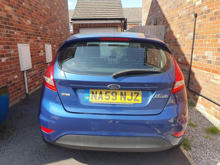 Ford Fiesta - 1.4 TDCi Edge 5dr - cheap runaround or first car - Image 5