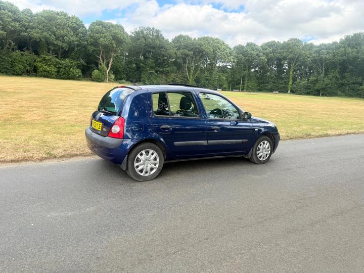 Renault Clio - 1.2 16v Expression 5dr - Low mileage 18000. 1.2 5drs - Image 13