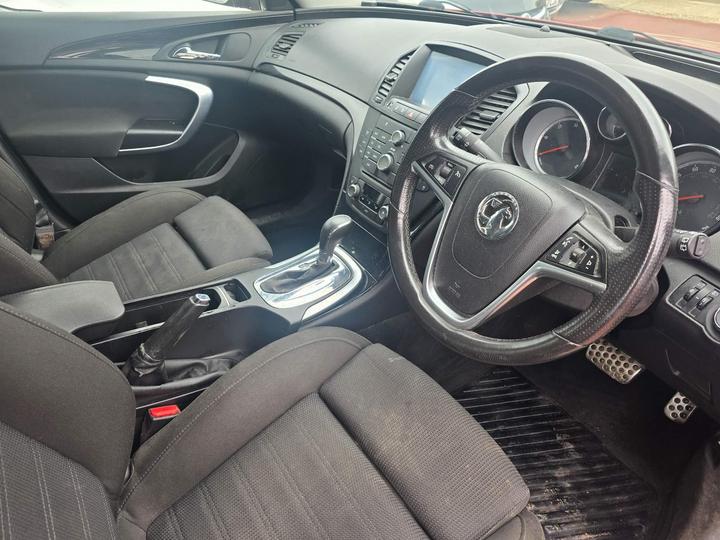 Vauxhall Insignia - 2.0 CDTi SRi Auto Euro 5 5dr - AUTOMATIC - Image 10