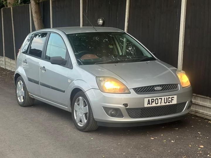 Cheap Ford Fiesta - 1.25 Zetec 5dr - ALLOY-MOT-ULEZ-DEAL -BUY NOW for sale in Chertsey, Surrey