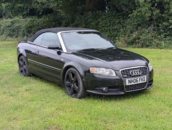 Audi A4 Cabriolet - 2.0 TDI S line 2dr - Image 13