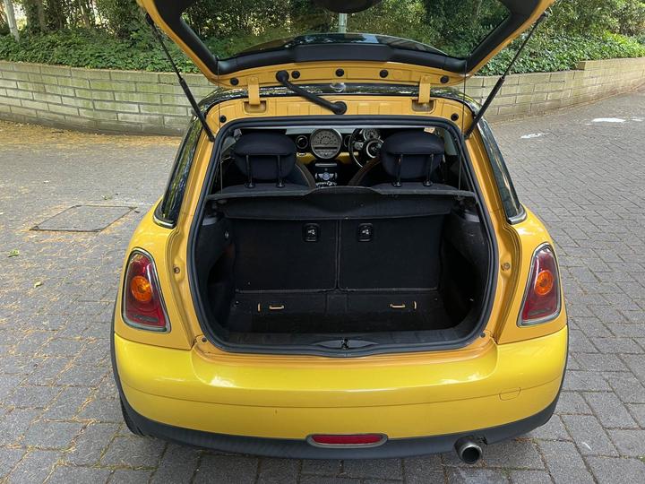 MINI Hatch - 1.6 Cooper Euro 4 3dr - Image 13
