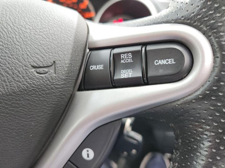 Honda Jazz - 1.4 i-VTEC EX Euro 4 5dr - PAN ROOF+FSH(13 SERVICE)+2 KEY - Image 17
