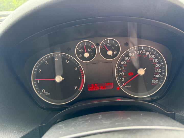Ford C-Max - 1.8 16v Zetec 5dr - Image 7