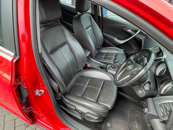 Vauxhall Astra - 1.6 16v Elite Euro 5 5dr - PX to Clear!!!! - Image 14