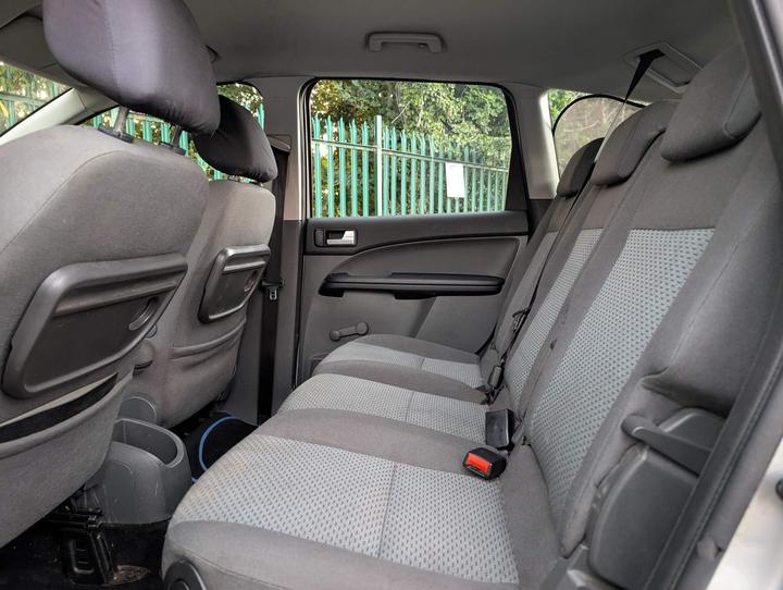 Ford Focus C-Max - 1.6 16v Zetec 5dr - JUST SERVICED*LOVELY SPEC*ULEZ - Image 18