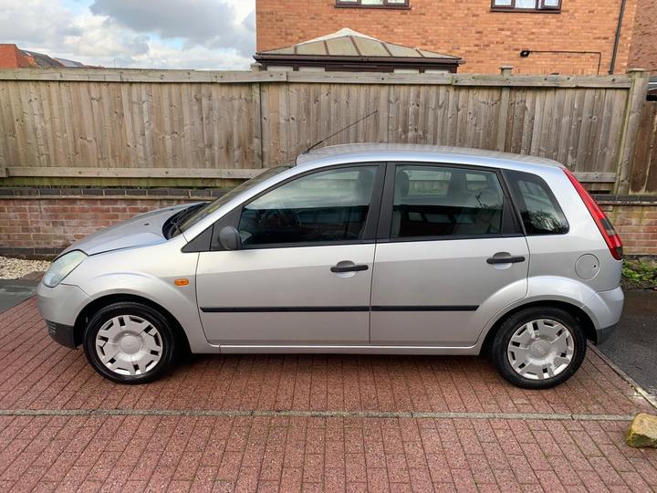 Ford Fiesta - 1.4 LX 5dr (a/c) - Image 13