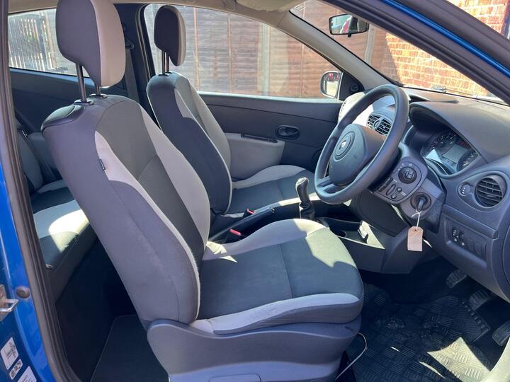 Renault Clio - 1.2 Extreme Euro 5 3dr - Ideal 1st Car|Serviced - Image 16