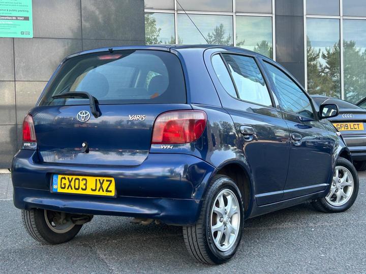 Toyota Yaris - 1.3 VVT-i 16v CDX 5dr - Image 2