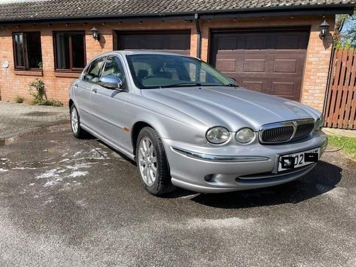 Jaguar X-Type - 2.5 V6 SE (AWD) 4dr - A real pride and joy! - Image 9