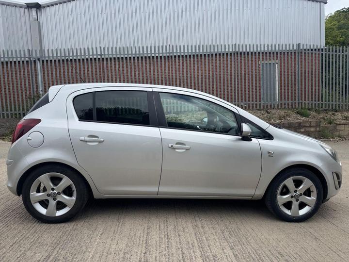 Vauxhall Corsa - 1.2 16V SXi Euro 5 5dr (A/C) - ***LOVELY CONDITION EXAMPLE*** - Image 4