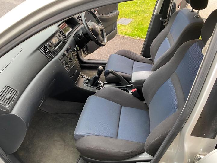 Toyota Corolla - 1.4 VVT-i Colour Collection 5dr - Image 8