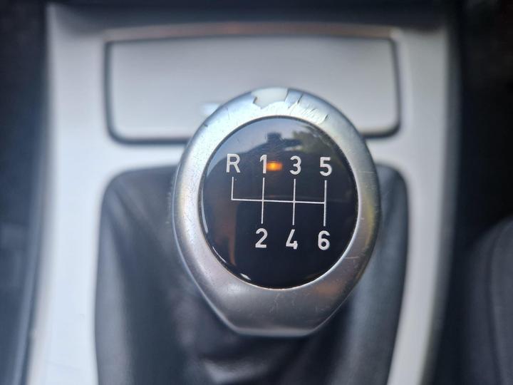 BMW 3 Series - 2.0 318i SE Euro 4 4dr - New in stock and ready to go - Image 28