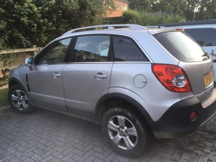 Vauxhall Antara - 2.0 CDTi 16V E 4WD Euro 4 5dr - First to see will buy - Image 3