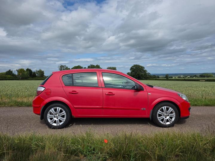 Cheap Vauxhall Astra - 1.6i 16v Active 5dr for sale in Telford, Shropshire