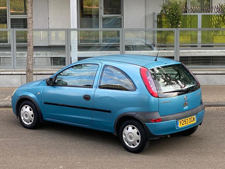 Vauxhall Corsa - 1.2i 16v Club 3dr - Image 11