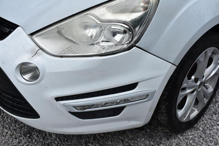 Ford S-Max - 2.0 TDCi Titanium Euro 4 5dr - Image 6