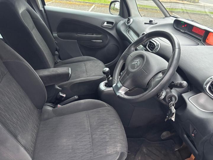 Citroen C3 Picasso - 1.6 HDi Exclusive Euro 5 5dr - LONG MOT TOP SPEC MODEL MPV !! - Image 26